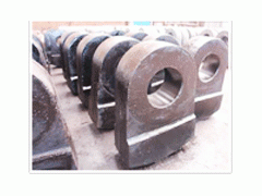 如何買到合適的破碎機(jī)錘頭板錘等耐磨配件